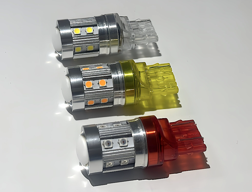 L.E.D. CMW5019-T20 7440/7443 S.M.D 14 L.E.D. CMW5019-T20 7440/7443 S.M.D 14
